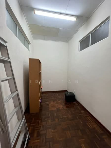 Rumah Teres 2 Tingkat untuk Dijual di Kangkar Pulai (Skudai) - Iden Tan - Study - PropertyGuru.com.my