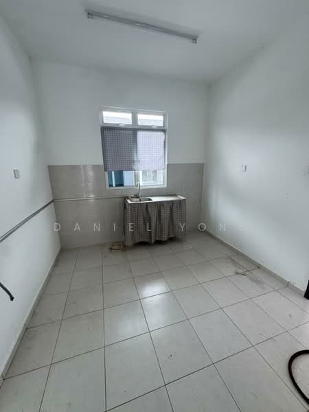Rumah Teres 1 Tingkat untuk Dijual di Kluang (Johor) - Daniel Yong - Kitchen - PropertyGuru.com.my