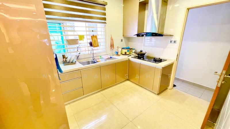 3-storey Terraced House for Sale in Bandar Sungai Long (Selangor) - Najibah Sahari - PropertyGuru.com.my