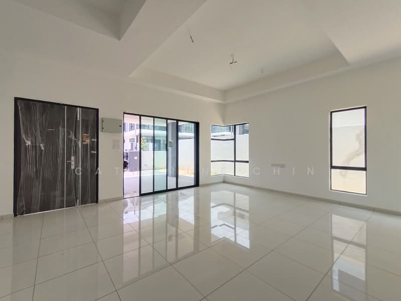 Semi-Detached House for Sale in Ipoh (Perak) - Catherine Chin - Living Room - PropertyGuru.com.my