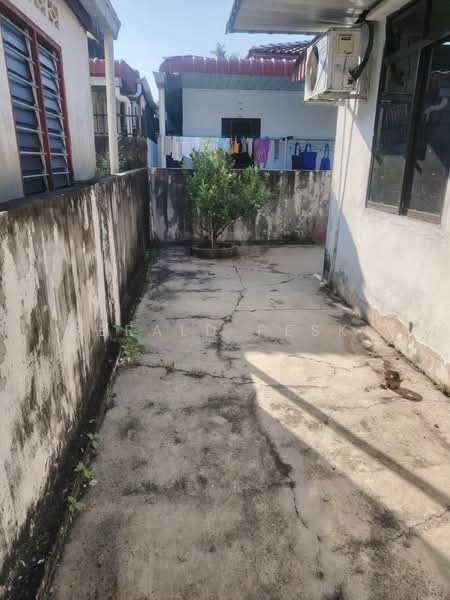 Semi-Detached House for Sale in Taman Bukit Minyak Indah (Bukit Minyak) - Gerald Peski - Exterior - PropertyGuru.com.my
