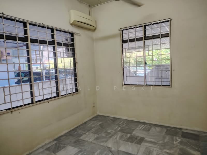 Semi-Detached House for Sale in Taman Bukit Minyak Indah (Bukit Minyak) - Gerald Peski - Interior - PropertyGuru.com.my