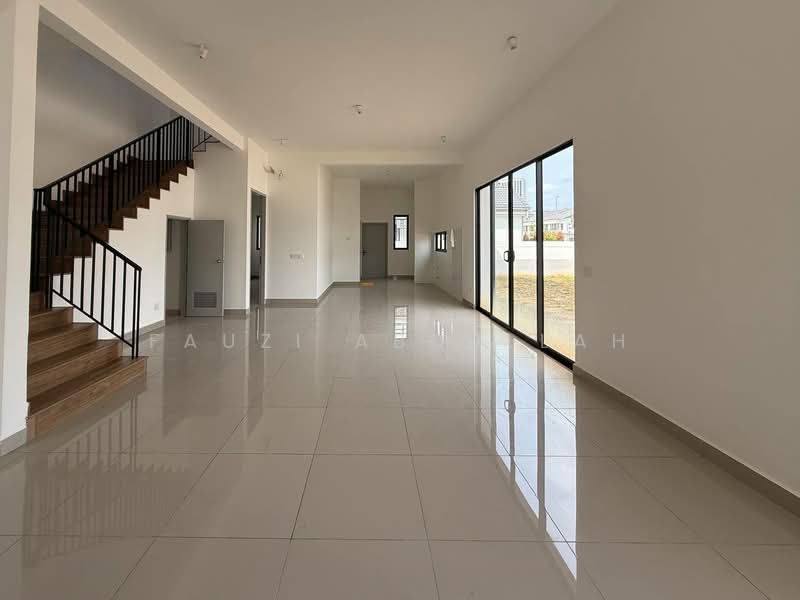 Rumah Berkembar untuk Dijual di Cyberjaya (Selangor) - Fauzi Abdullah - Living Room - PropertyGuru.com.my