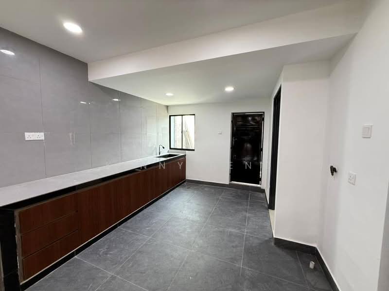 1-storey Terraced House for Sale in Taman Universiti (Skudai) - Kenny Heng - PropertyGuru.com.my