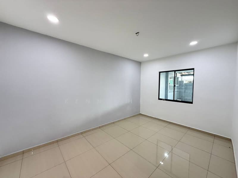 1-storey Terraced House for Sale in Taman Universiti (Skudai) - Kenny Heng - PropertyGuru.com.my
