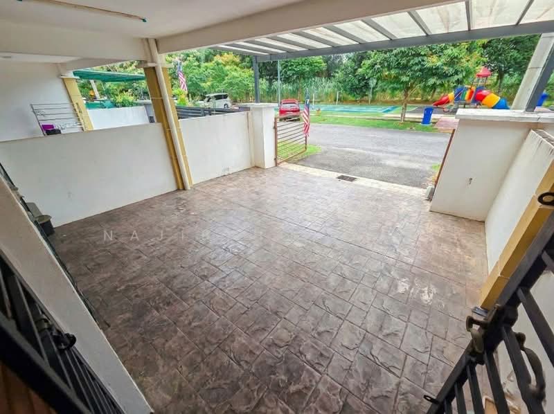 1-storey Terraced House for Sale in Taman Lestari Mewah (Semenyih) - Najibah Sahari - Exterior - PropertyGuru.com.my
