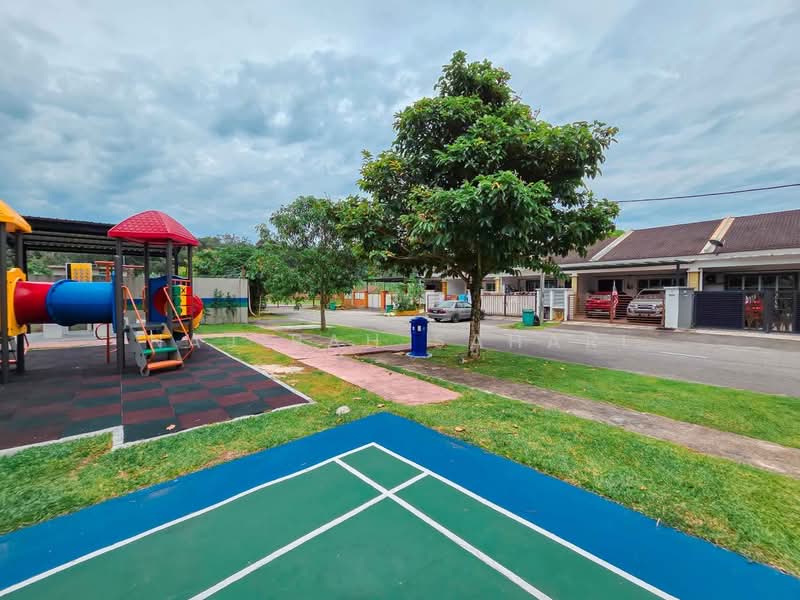 1-storey Terraced House for Sale in Taman Lestari Mewah (Semenyih) - Najibah Sahari - Exterior - PropertyGuru.com.my