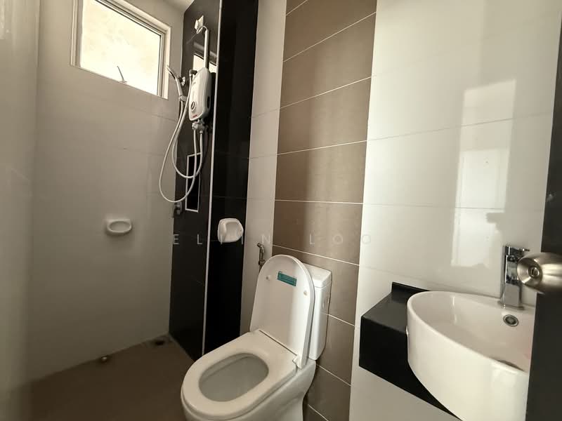 Servis Apartment untuk Dijual di Vida Heights - Eliin Loo Loo - Bathroom - PropertyGuru.com.my