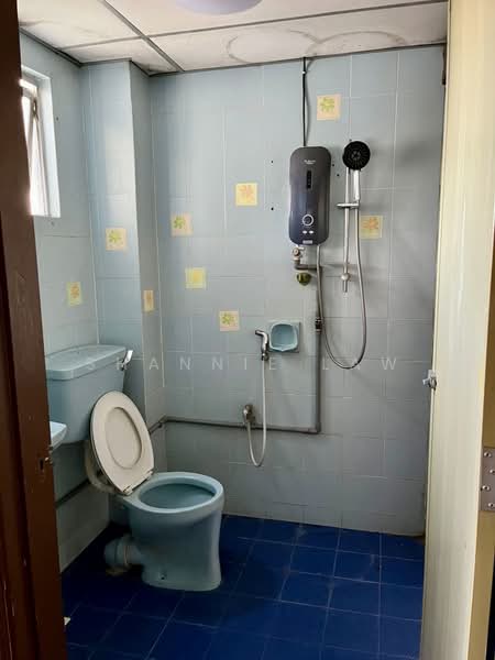 Condominium for Sale at RSGC View - Shannie Law - Bathroom - PropertyGuru.com.my