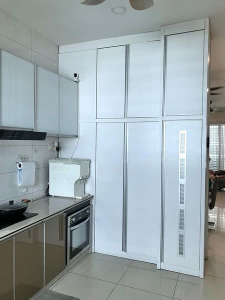 3.5-storey Terraced House for Sale in Taman Villa Oren (Bukit Mertajam) - Han Chien Yeap - Kitchen - PropertyGuru.com.my