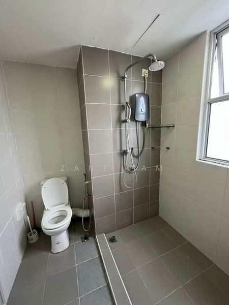 Kondominium untuk Disewa di Elit Heights @ Bayan City - Zane Tam - Bathroom - PropertyGuru.com.my