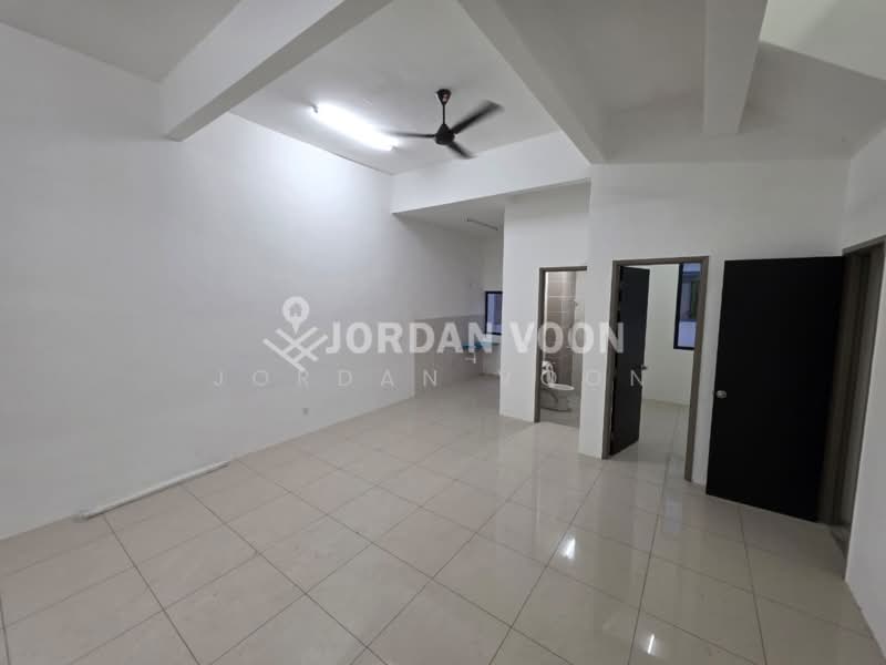 2-storey Terraced House for Rent in Hijauan Hills (Simpang Ampat) - Jordan Voon - Living Room - PropertyGuru.com.my