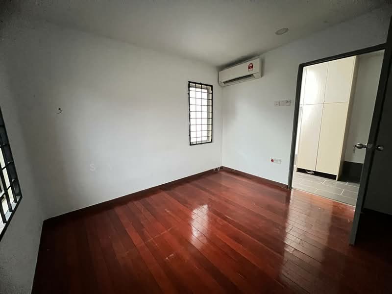 Rumah Teres 1.5 Tingkat untuk Dijual di Taman Buana Perdana (Petaling Jaya) - Syazue Wanie - Bedroom - PropertyGuru.com.my