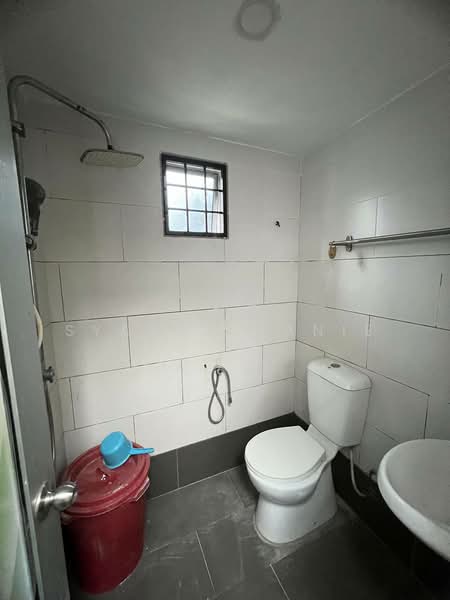 Rumah Teres 1.5 Tingkat untuk Dijual di Taman Buana Perdana (Petaling Jaya) - Syazue Wanie - Bathroom - PropertyGuru.com.my