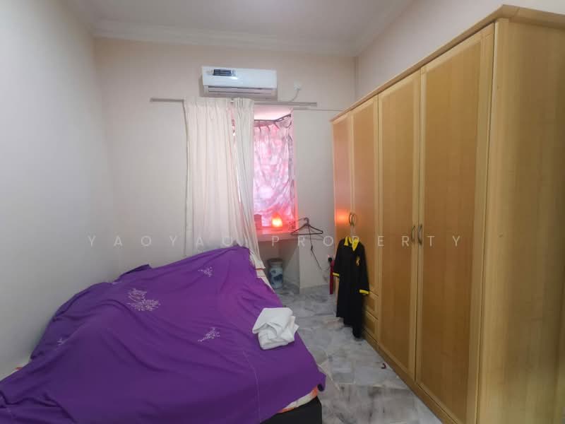 1-storey Terraced House for Sale in Kelapa Sawit (Kulai) - Yaoyao Property - Bedroom - PropertyGuru.com.my