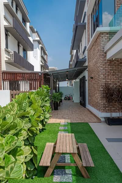Semi-Detached House for Sale in Setia Utama (Setia Alam) - WP Kue - Exterior - PropertyGuru.com.my