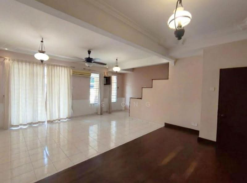 2-storey Terraced House for Sale in Klang (Selangor) - HS Ong - Living Room - PropertyGuru.com.my