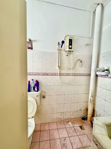 2-storey Terraced House for Sale in Taman Seri Bahagia (Cheras) - Jimmy Ng - Bathroom - PropertyGuru.com.my