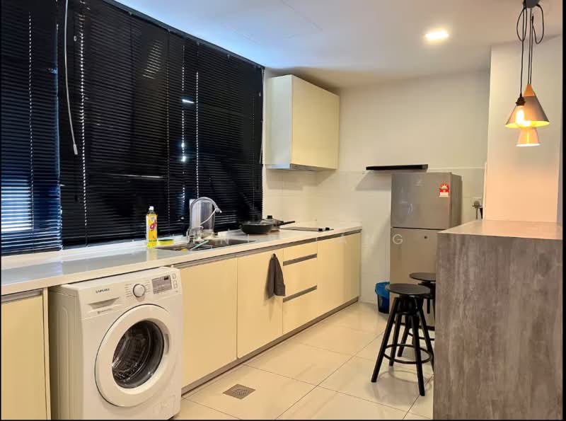 Servis Apartment untuk Dijual di Horizon Suites - Vinnie Tang - Kitchen - PropertyGuru.com.my