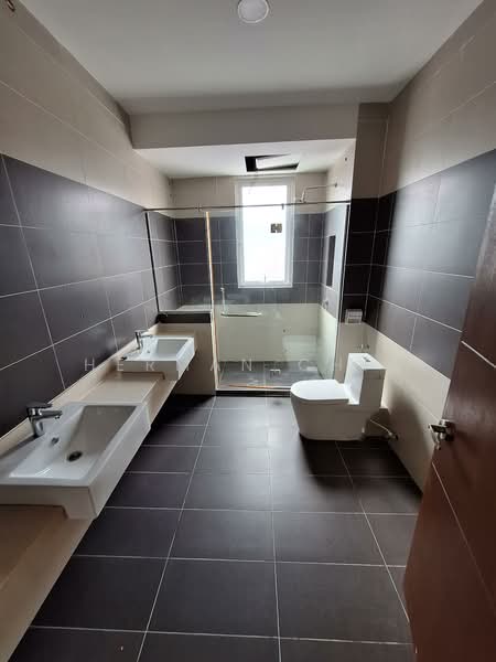 Rumah Berkembar untuk Dijual di Goodview Heights (Kajang) - Herman Chia - Bathroom - PropertyGuru.com.my