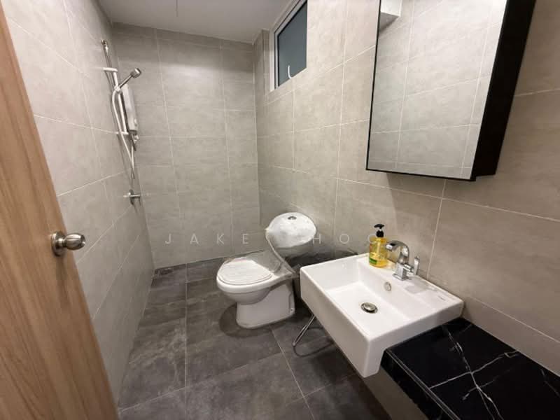 Condominium for Rent at QuayWest Residence - Jake Khoo - Bathroom - PropertyGuru.com.my