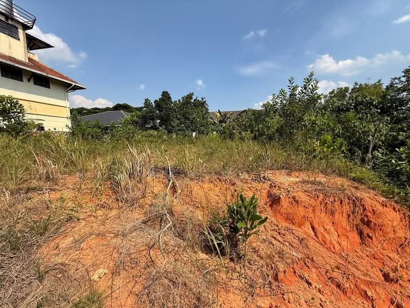 Commercial Land for Sale in Kampung Dato Abu Bakar Baginda (Dengkil) - Najibah Sahari - PropertyGuru.com.my