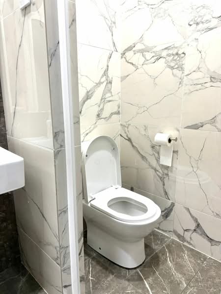 Service Residence for Rent at The Grand Subang Jaya SS15 - Gordon Ling - Bathroom - PropertyGuru.com.my