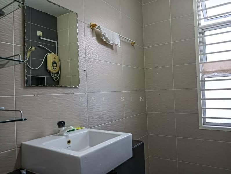 Cluster House for Sale in Taman Sri Pulai Perdana (Skudai) - Nat Sin - Bathroom - PropertyGuru.com.my