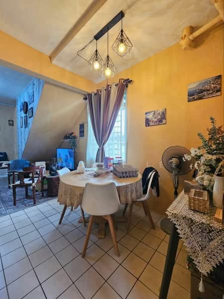 Rumah Teres 2 Tingkat untuk Dijual di Taman Setia Indah (Tebrau) - Shirene Lee - Dining Room - PropertyGuru.com.my