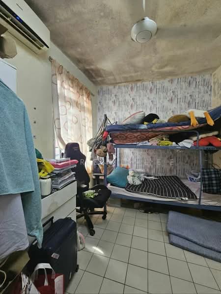 Rumah Teres 2 Tingkat untuk Dijual di Taman Setia Indah (Tebrau) - Shirene Lee - Bedroom - PropertyGuru.com.my