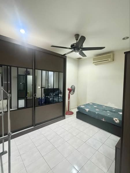 2-storey Terraced House for Sale in Bandar Bukit Tinggi 2 (Klang) - Joanne Pua - Bedroom - PropertyGuru.com.my