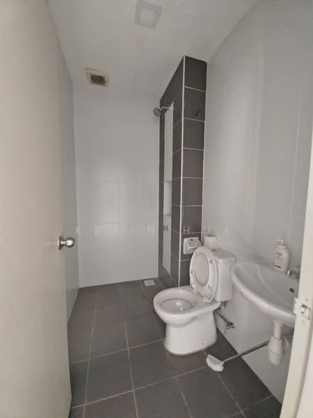 Rumah Teres untuk Dijual di Masai (Johor) - Kexin Hua - Bathroom - PropertyGuru.com.my