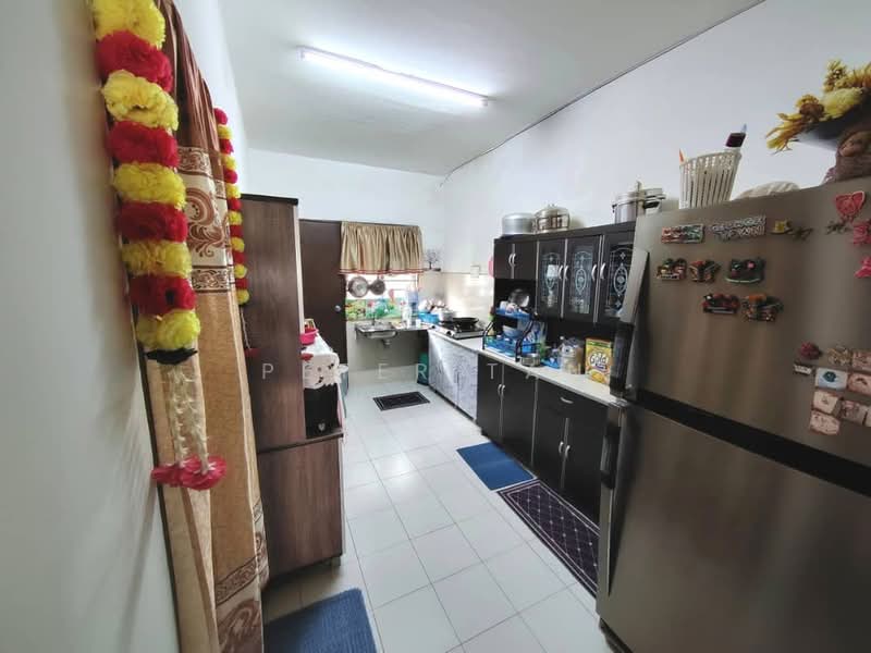 2-storey Terraced House for Sale in Taman Scientex Kulai (Sedenak) - Peter Tan - Kitchen - PropertyGuru.com.my
