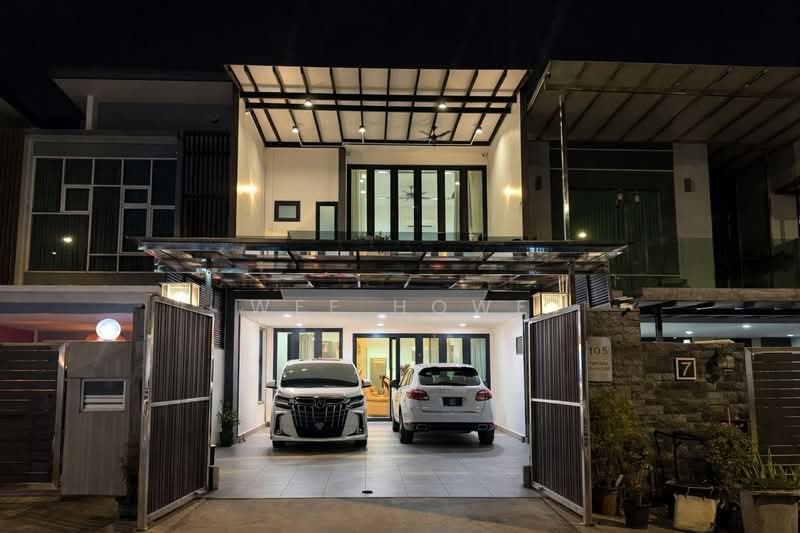 Rumah Teres 2 Tingkat untuk Dijual di Taman Seri Austin (Tebrau) - Wee Howe - Exterior - PropertyGuru.com.my