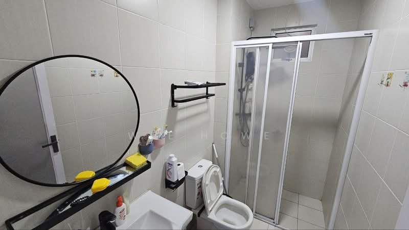 Rumah Teres 2 Tingkat untuk Dijual di Taman Seri Austin (Tebrau) - Wee Howe - Bathroom - PropertyGuru.com.my