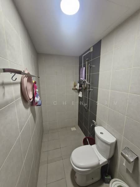Condominium for Rent at Residensi KepongMas - Chu Chen Sam - Bathroom - PropertyGuru.com.my