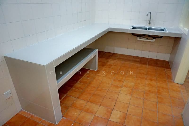 Condominium for Sale at Tiara Duta - Candy Soon - Kitchen - PropertyGuru.com.my