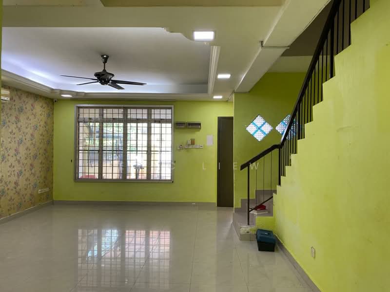 Rumah Teres 2 Tingkat untuk Dijual di Bandar Mahkota Cheras (Cheras) - Eric Liew - Living Room - PropertyGuru.com.my