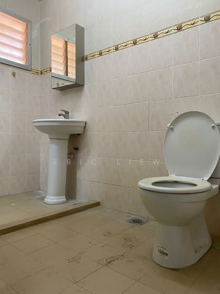 Rumah Teres 2 Tingkat untuk Dijual di Bandar Mahkota Cheras (Cheras) - Eric Liew - Bathroom - PropertyGuru.com.my