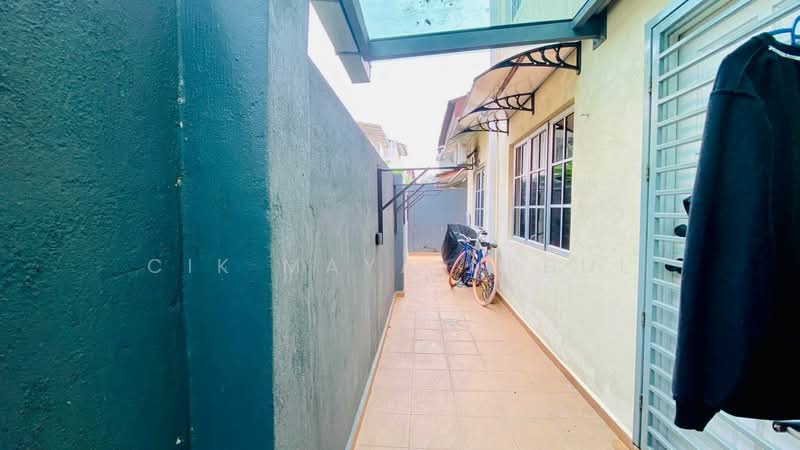 Semi-Detached House for Sale in Taman Melewar (Gombak) - Cik Maya Abdul - Exterior - PropertyGuru.com.my