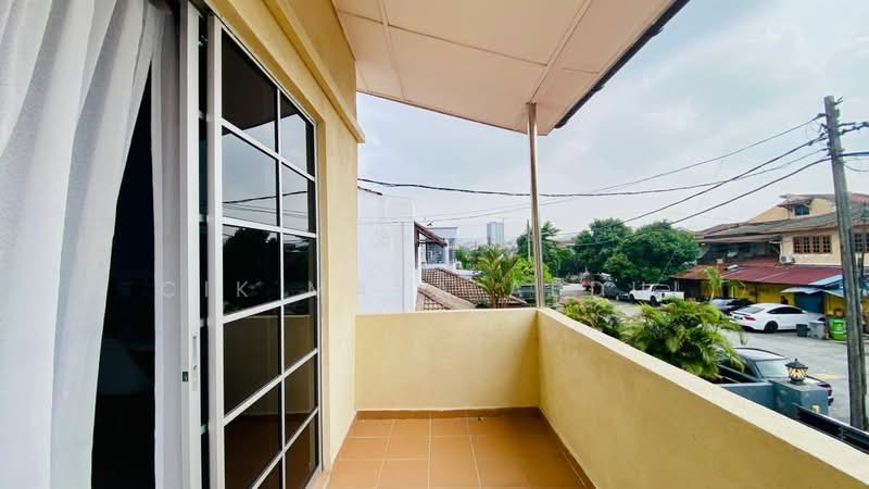 Semi-Detached House for Sale in Taman Melewar (Gombak) - Cik Maya Abdul - Balcony - PropertyGuru.com.my