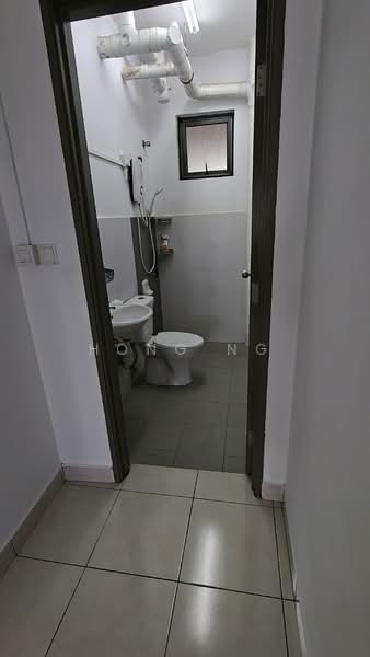 Apartment for Rent at Aronia - Hong Ng - Bathroom - PropertyGuru.com.my