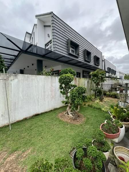 Cluster House for Sale in Taman Ekoflora (Johor Bahru) - Nat Sin - Exterior - PropertyGuru.com.my