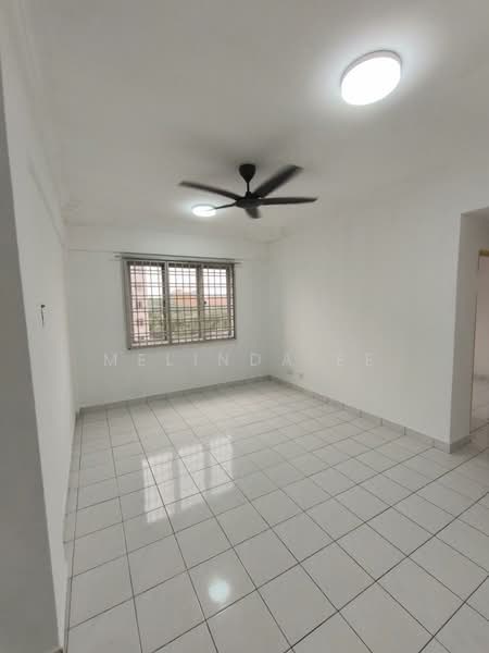 Apartment for Sale at Pangsapuri Persiaran Tanjung - Melinda Ee - Living Room - PropertyGuru.com.my