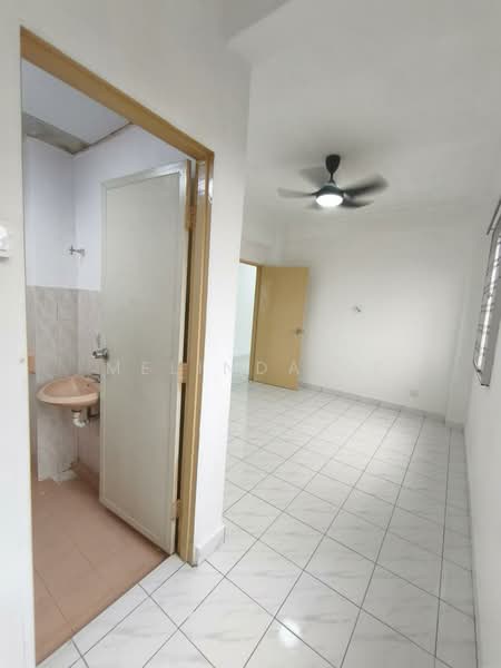 Apartment for Sale at Pangsapuri Persiaran Tanjung - Melinda Ee - PropertyGuru.com.my