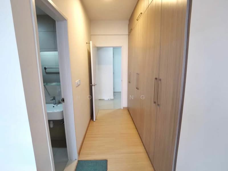 Service Residence for Rent at Gravit8, Klang - Hong Ng - Corridor - PropertyGuru.com.my