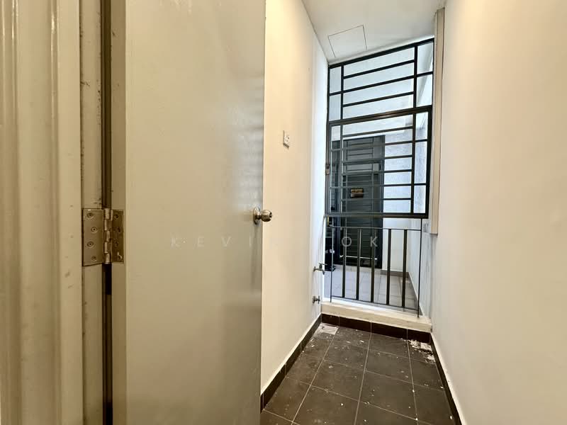 Servis Apartment untuk Dijual di G Residence @ Johor Bahru - Kevin Lok - Entrance - PropertyGuru.com.my