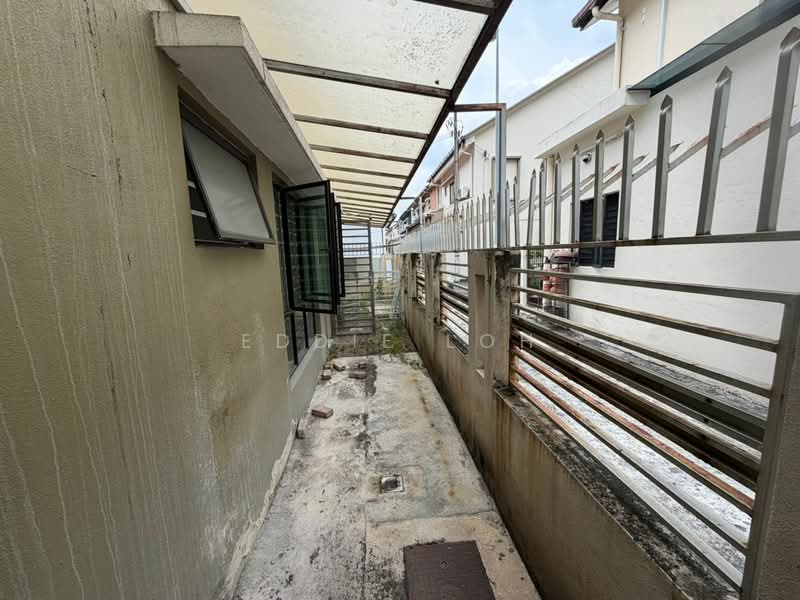 Rumah Teres 2 Tingkat untuk Dijual di Bandar Putra Height (Subang Jaya) - Eddie Loh - Exterior - PropertyGuru.com.my
