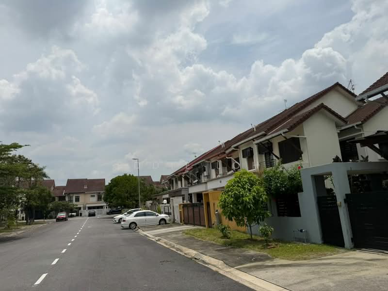 Rumah Teres 2 Tingkat untuk Dijual di Bandar Putra Height (Subang Jaya) - Eddie Loh - PropertyGuru.com.my