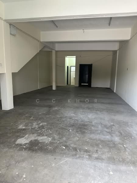 Kedai / Pejabat untuk Dijual di Kampung Wakaf Tapai (Bukit Payung) - C C Khor - Interior - PropertyGuru.com.my